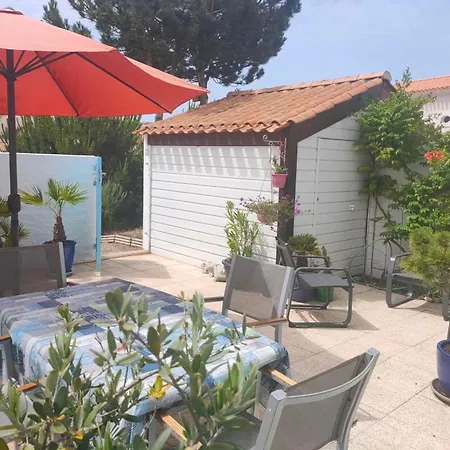 Charmante Maison Pres Du Golf Et Avec Terrasse Et Parking - Fr-1-323-514 *